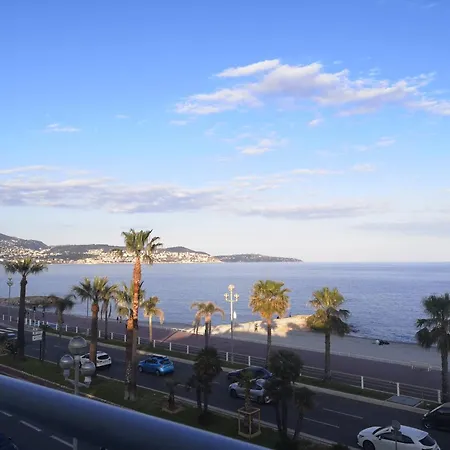 Front, Superbe Pour 4 Personnes Appartement *