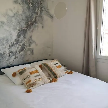 Front, Superbe Pour 4 Personnes