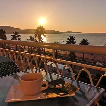 Front, Superbe Pour 4 Personnes