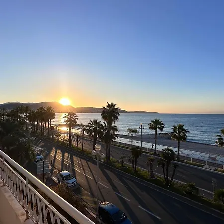 Front, Superbe Pour 4 Personnes