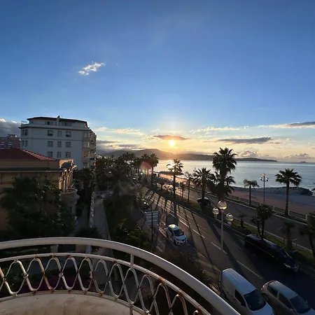 아파트 Front, Superbe Pour 4 Personnes 니스